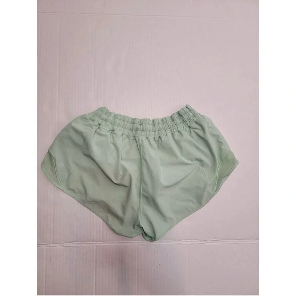 Lululemon Mint Green 2.5” Low Rise Athletic Shorts - Picture 6 of 12